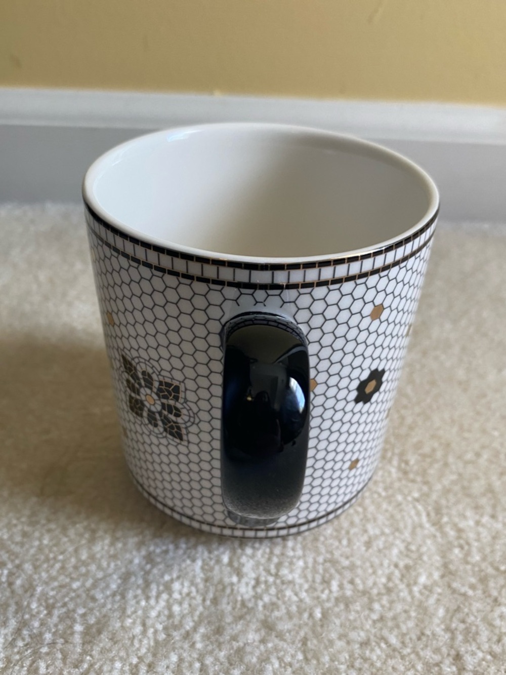 Anthropologie Bistro Tile Mug Initial Letter T Mosiac Coffee Black White Gold - Picture 2 of 8